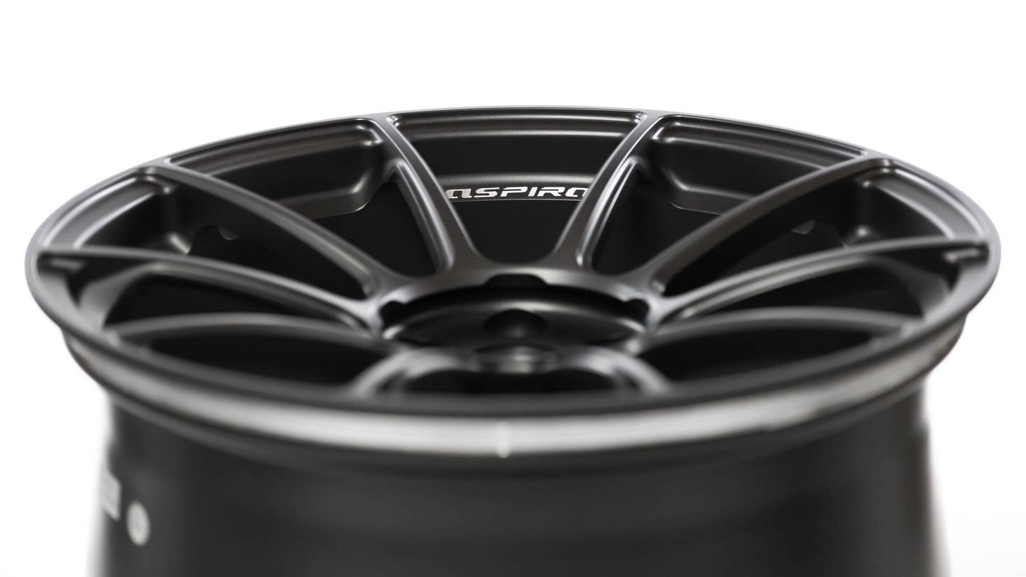 Aspira AF-10 19x9.5 Square - Street/Track