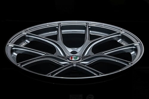 Aspira AV-5 gun metal top view